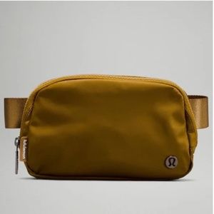 NWT Lululemon Burnt Camel Everywhere Belt Bag